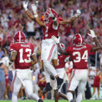 college-football-winners-and-losers:-alabama’s-dramatic-win-over-georgia-shows-regular-season-still-has-juice-in-expanded-cfp-era