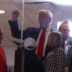 trump-arrives-at-alabama-georgia-game-to-chants-of-‘usa,’-‘four-more-years’