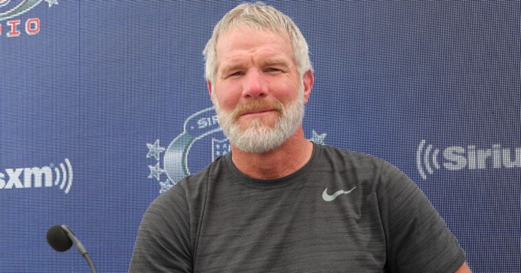 ghost-from-brett-favre’s-past-offers-cold-hearted-response-to-his-parkinson’s-diagnosis