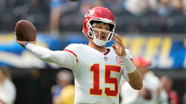 patrick-mahomes-accidentally-levels-rashee-rice-after-interception;-chiefs-wide-receiver-out-for-game