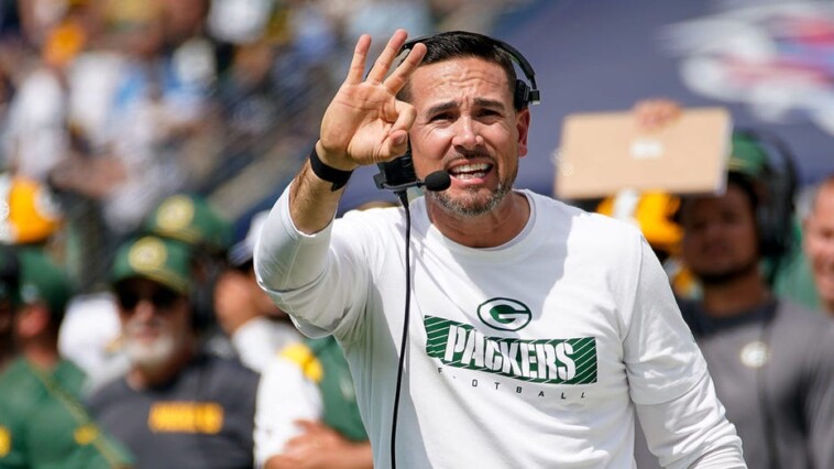 packers-head-coach-goes-wild-on-refs,-flagged-for-unsportsmanlike-conduct-during-blowout