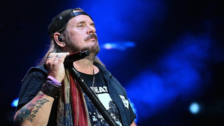 lynyrd-skynyrd’s-johnny-van-zant-thanks-fans-for-prayers-after-youngest-daughter-hospitalized-for-brain-mass