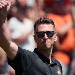 giants-hire-posey-as-new-prez-of-baseball-ops