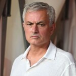 mourinho-involved-in-bizarre-laptop-var-protest