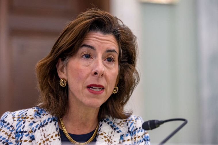 watch:-commerce-secretary-gina-raimondo-says-she’s-‘not-very-focused’-on-dock-worker-strike