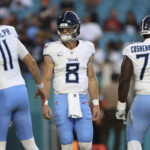 titans-qb-will-levis-exits-game-after-landing-on-his-shoulder-during-a-run