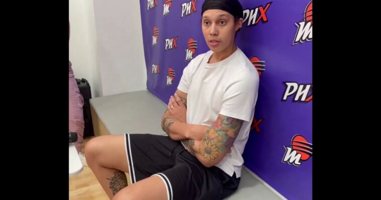 brittany-griner-sparks-fury-among-fans-after-she-accuses-them-of-racism,-claims-they-yell-slurs-at-players