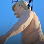 wth?-detroit-free-press-shares-disgusting-photo-of-naked-trump-sculpture-in-detroit-that-looks-like-he’s-being-hanged—headline-says-sculpture-is-“sparking-laughter”