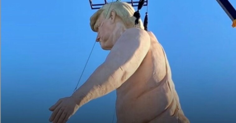 wth?-detroit-free-press-shares-disgusting-photo-of-naked-trump-sculpture-in-detroit-that-looks-like-he’s-being-hanged—headline-says-sculpture-is-“sparking-laughter”