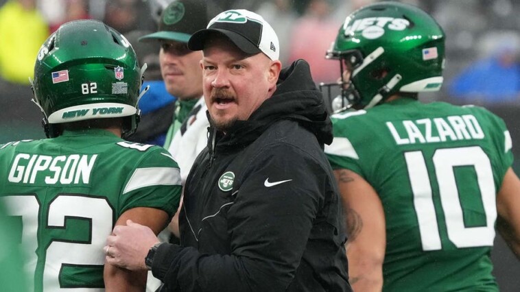 jets-offensive-coordinator-nathaniel-hackett-stripped-of-play-calling-duties-as-shake-up-continues