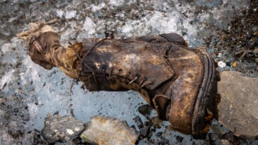 frozen-foot-found-in-a-sock-on-mount-everest-might-solve-a-century-old-mystery