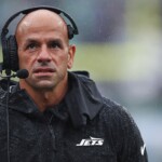 nfl-great-believes-panic-in-jets’-organization-played-a-role-in-robert-saleh’s-firing