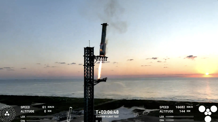 ‘looked-like-magic’:-spacex-successfully-launches-super-heavy-booster,-returns-it-to-launch-tower