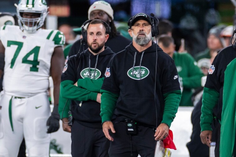 jeff-ulbrich-did-not-picture-this-sloppy-jets-loss-as-his-debut