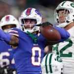 nfl-fans-rip-refs-as-bills-hold-on-for-crucial-divisional-win-over-jets