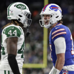 bills-vs.-jets-score:-buffalo-brushes-off-a-hail-mary-to-beat-new-york-23-20-on-monday-night-football