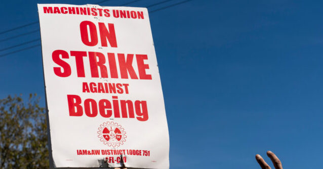 boeing-scrambles-for-cash-amid-worker-strike-and-production-setbacks