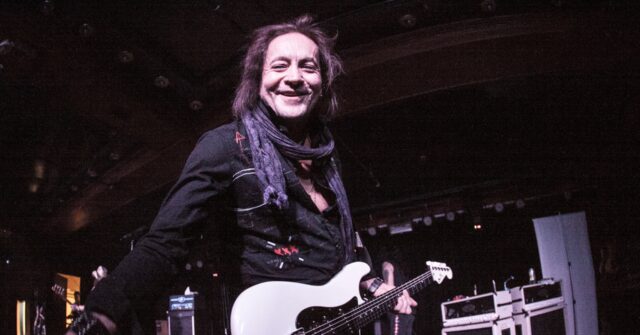 former-ozzy-osbourne-guitarist-jake-e.-lee-shot-multiple-times-in-las-vegas