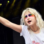 anti-trump-rock-singer-hayley-williams-accused-of-fostering-toxic-workplace-environment