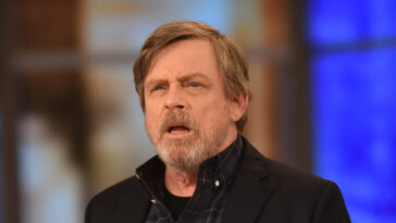 ‘star-wars’-actor-mark-hamill-promotes-lincoln-project’s-effort-to-sabotage-trump’s-madison-square-garden-rally