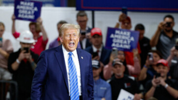 poll:-trump-edges-out-harris-in-swing-state-of-wisconsin