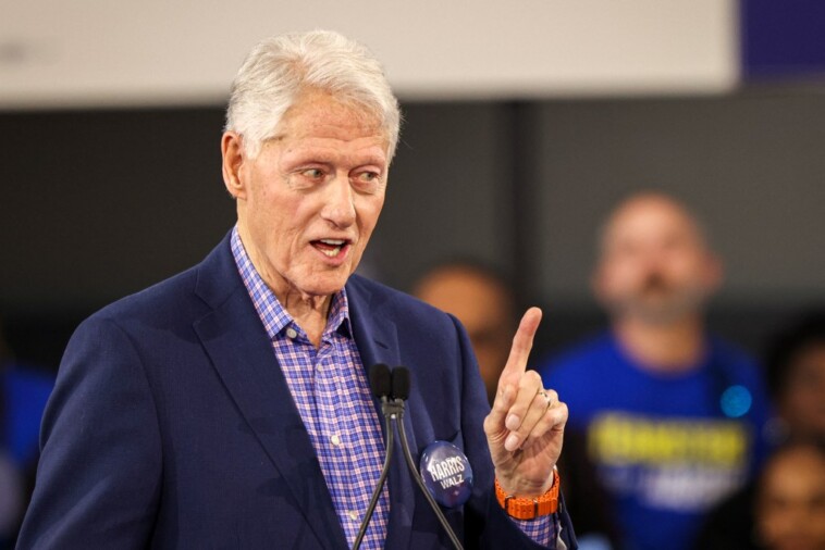 bill-clinton-leaves-nc-audience-befuddled-with-bizarre-trump-‘impression’