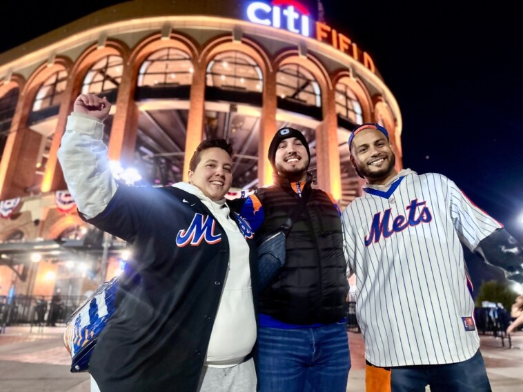 mets-superfans-flock-to-citi-field-to-rally-team-from-nlcs-deficit:-‘this-is-everything’