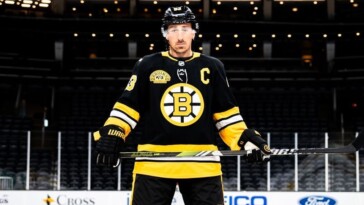 celebrating-100-years:-bruins-unveil-special-edition-sweater