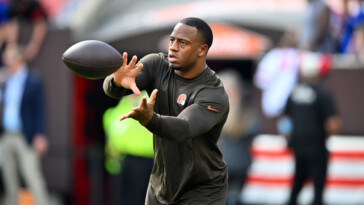 browns-rb-nick-chubb-expected-to-make-season-debut-for-cleveland-on-sunday,-coach-says