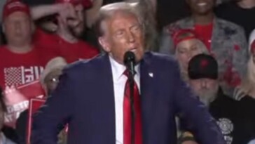 watch-live:-president-trump-holds-rally-in-detroit,-michigan-–-trump-is-back-after-microphone-out-for-15-minutes!