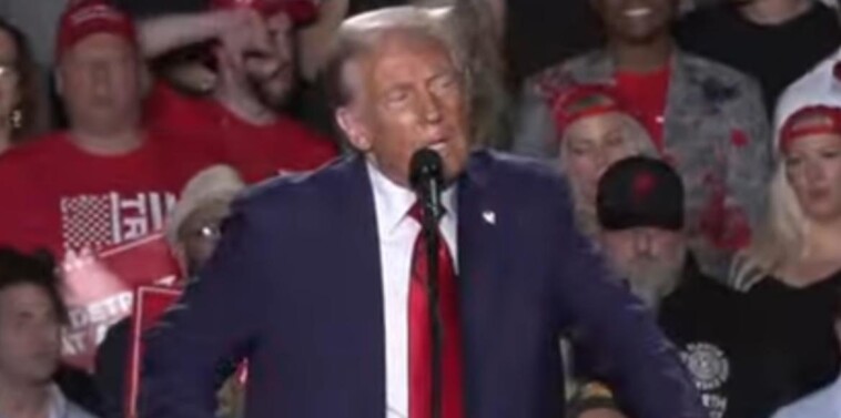 watch-live:-president-trump-holds-rally-in-detroit,-michigan-–-trump-is-back-after-microphone-out-for-15-minutes!