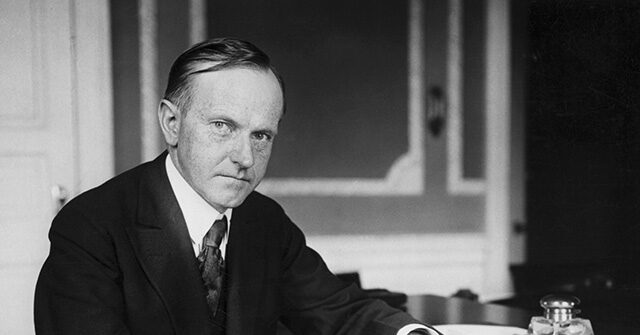 video:-wwi-museum-opens-time-capsule-from-1924-containing-letter-from-president-calvin-coolidge