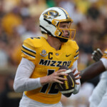 no-19-missouri-qb-brady-cook-leaves-game-vs.-auburn-in-first-quarter-with-ankle-injury