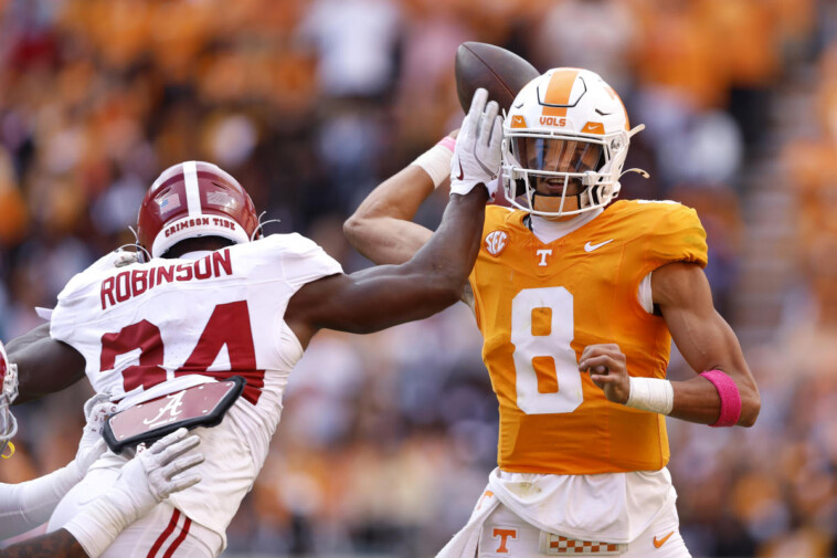 college-football-live-scores,-games,-updates:-alabama-at-tennessee,-michigan-at-illinois-and-more