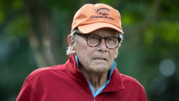 tom-brokaw-spotted-in-central-park-in-wheelchair-amid-long-cancer-battle