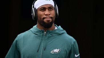 haason-reddick-finally-ends-months-long-holdout-with-jets