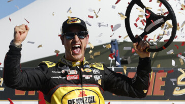 nascar:-joey-logano-wins-at-las-vegas-to-keep-amazing-even-year-playoff-streak-alive