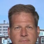 sununu:-kamala-harris’s-economic-message-is-‘gaslighting,”condescending’