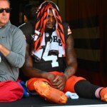 deshaun-watson’s-browns-teammates-rip-fans-for-booing-quarterback-after-achilles-injury:-‘should-be-ashamed’