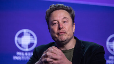 elon-musk’s-companies-have-faced-at-least-20-federal-probes:-report