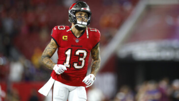 mike-evans-ruled-out-of-bucs-ravens-game-with-hamstring-injury