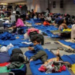 migrants-no-longer-guaranteed-beds-in-chicago,-could-be-evicted-as-mayor-cuts-back-on-shelters