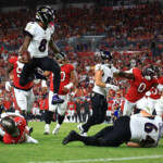 monday-night-football:-ravens-dominate-buccaneers,-cardinals-stun-chargers-with-game-winning-field-goal