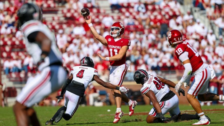 oklahoma-turns-to-qb-arnold-for-ole-miss-game