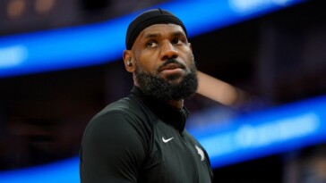 lebron-james-calls-out-‘lame’-browns-fans-who-booed-deshaun-watson-following-injury