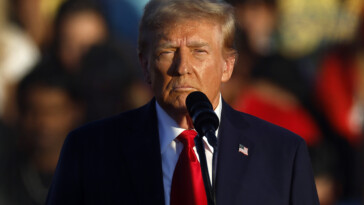 trump-threatens-to-sue-cbs-if-full-kamala-’60-minutes’-transcript-not-released