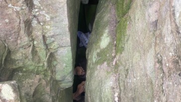 australian-woman-stuck-upside-down-between-boulders-for-seven-hours-after-trying-to-retrieve-phone