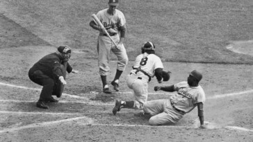 yankees-dodgers-iconic-moments:-jackie-robinson-steals-home-in-world-series