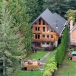 ‘high-school-age’-teen-arrested-after-5-slaughtered,-including-multiple-family-members,-inside-home-in-wealthy-seattle-suburb:-cops