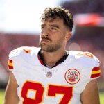 travis-kelce-mentions-super-bowl-rematch-hopes-to-george-kittle-after-chiefs-defeat-49ers:-‘let’s-do-it-again’